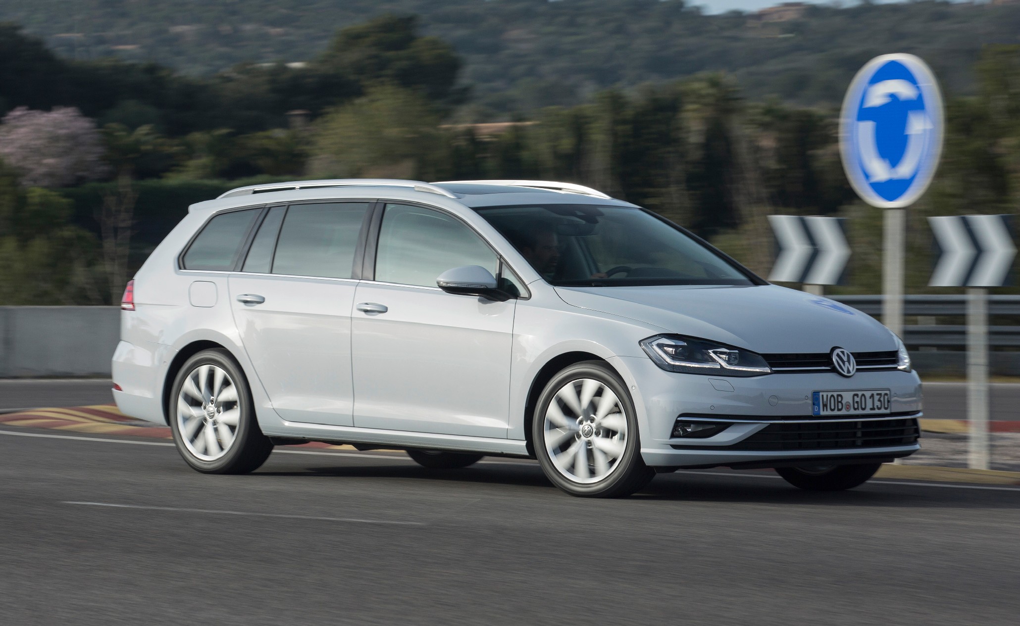 Volkswagen  Golf Variant