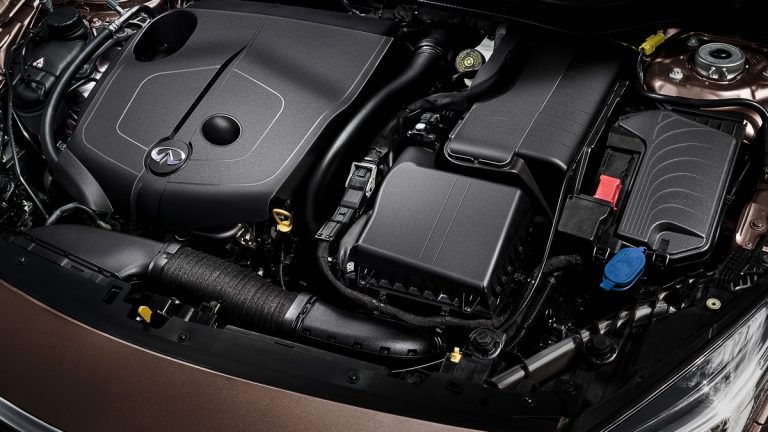 Foto del motore di Infiniti Q30 Q30 2.2d 7DCT AWD Luxe Tech