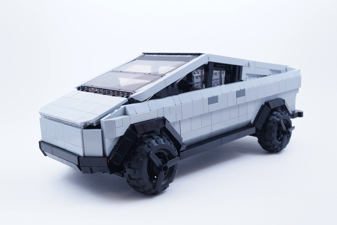 Lego Tesla Cybertruck