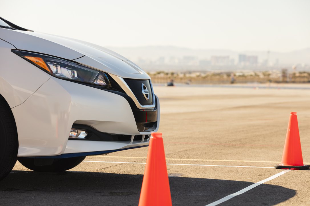 Nissan e-4ORCE: immagini dai test su strada