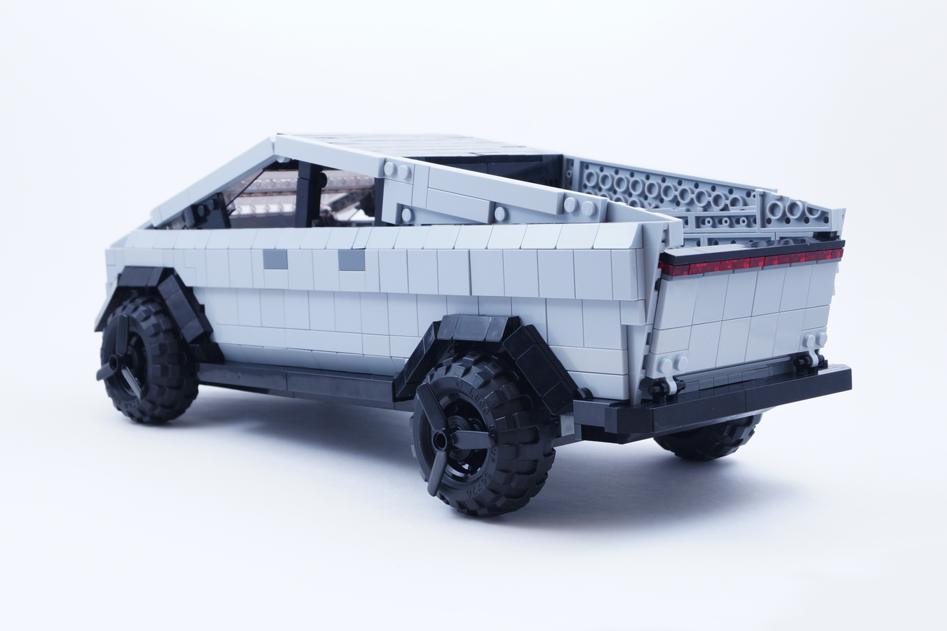 Lego Tesla Cybertruck