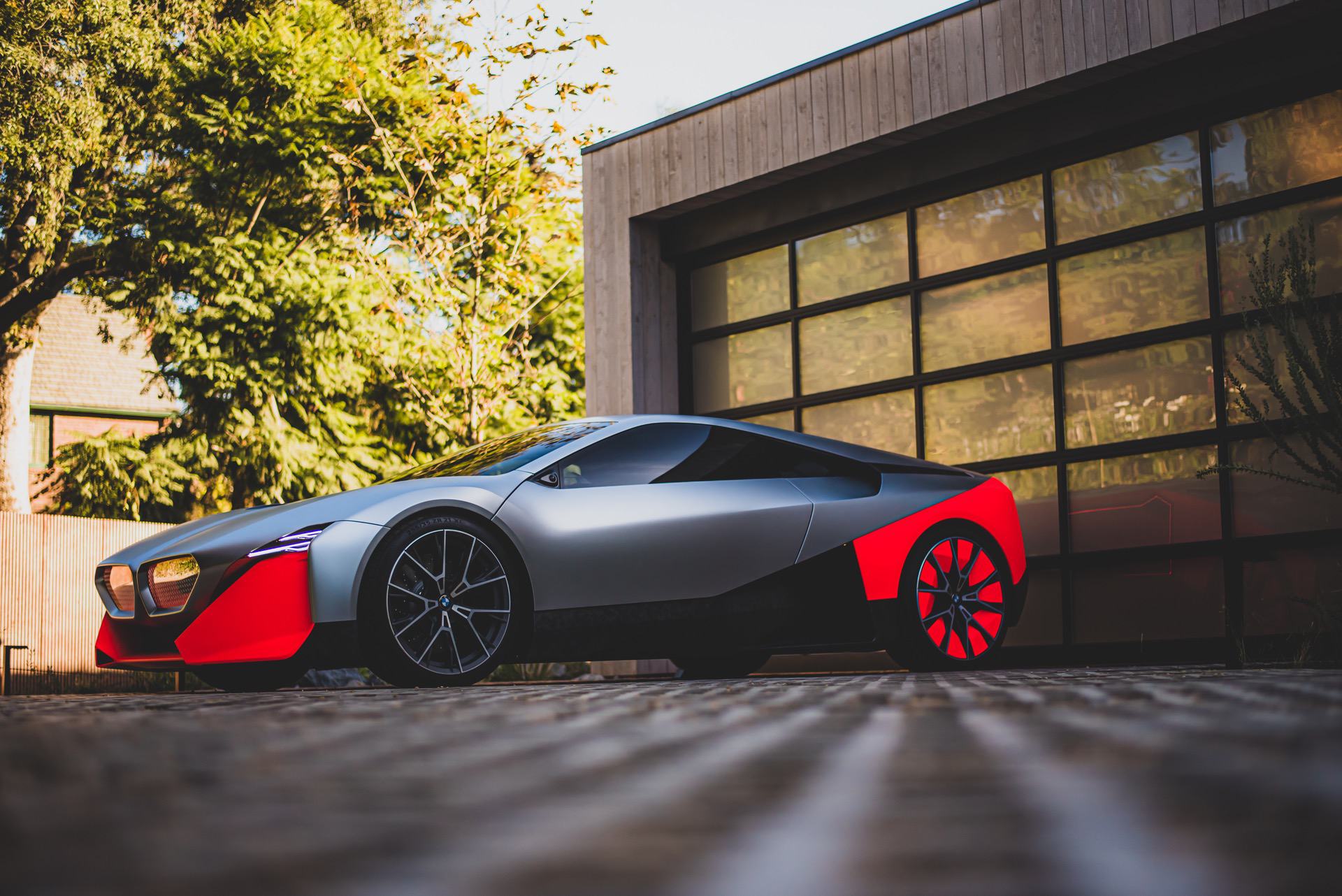 BMW Vision M Next, baricentro basso e grande aggressività