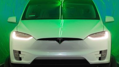 Azioni Tesla, prove tecniche di rimbalzo post-Coronavirus