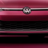 Volkswagen Golf GTI: un teaser ne anticipa il muso