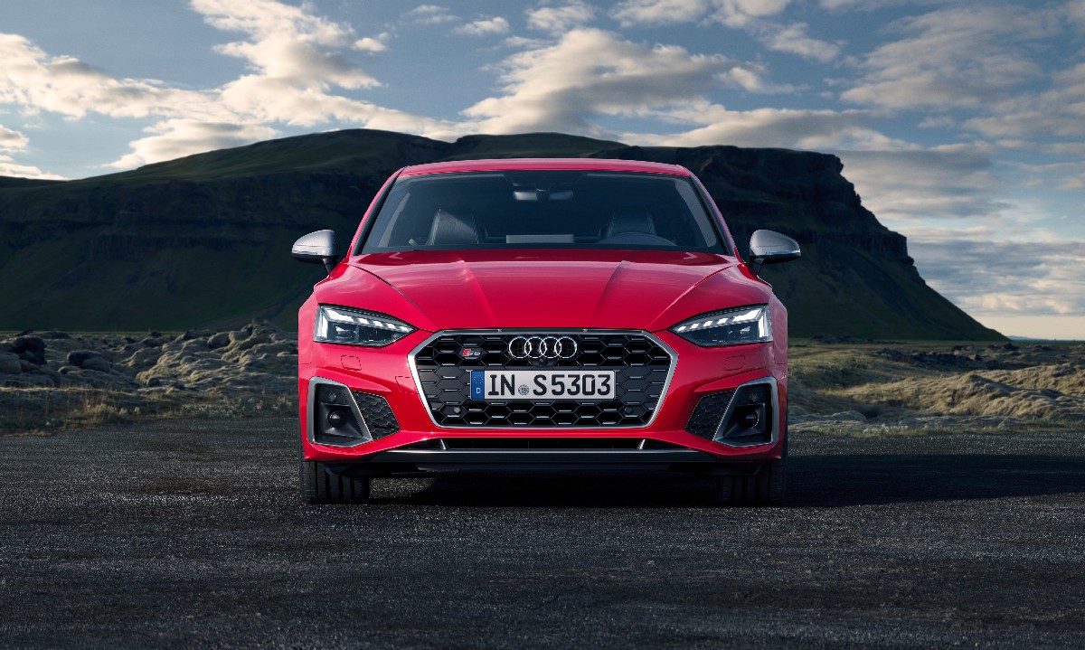 Audi  S5 Coupé TDI, foto degli esterni