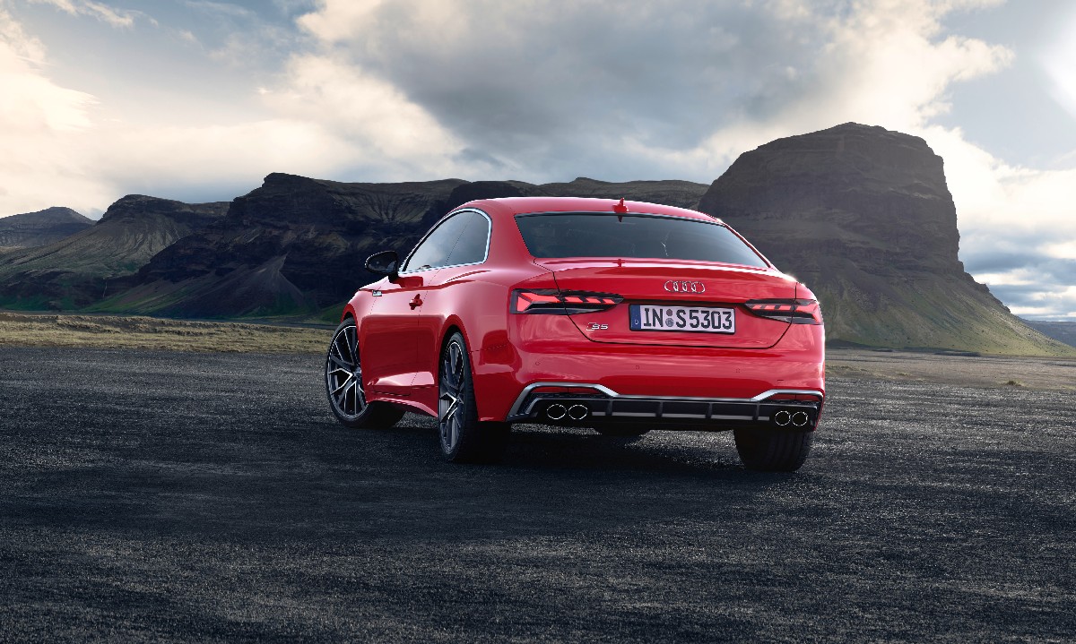 Audi  S5 Coupé TDI, foto degli esterni