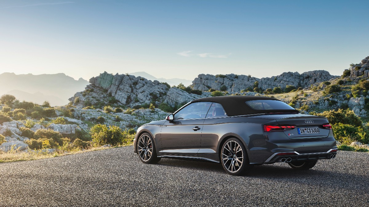Audi  S5 Cabriolet TFSI, foto degli esterni