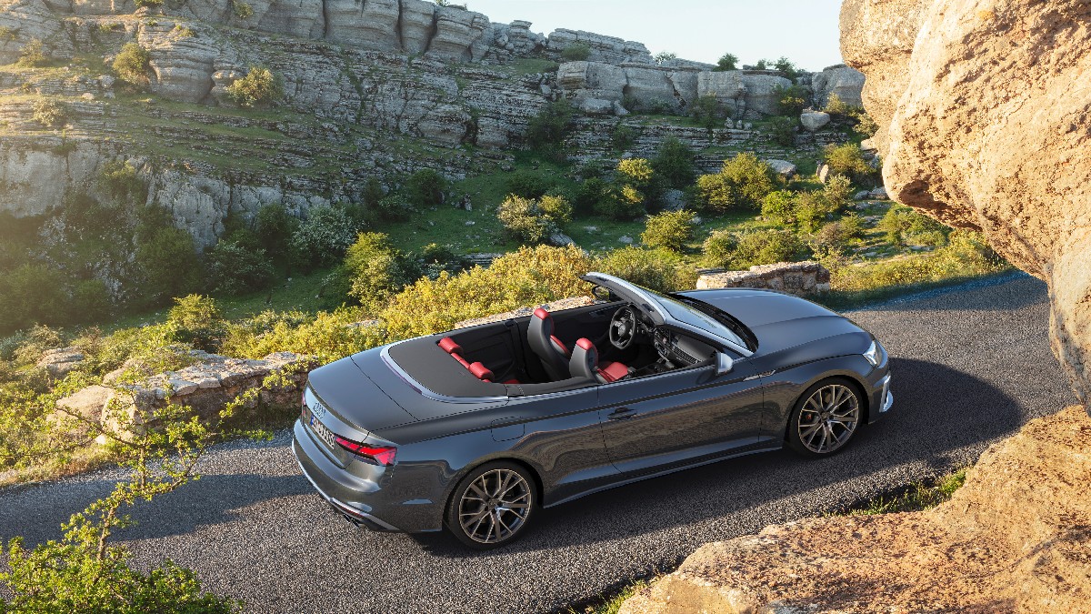 Audi  S5 Cabriolet TFSI, foto degli esterni