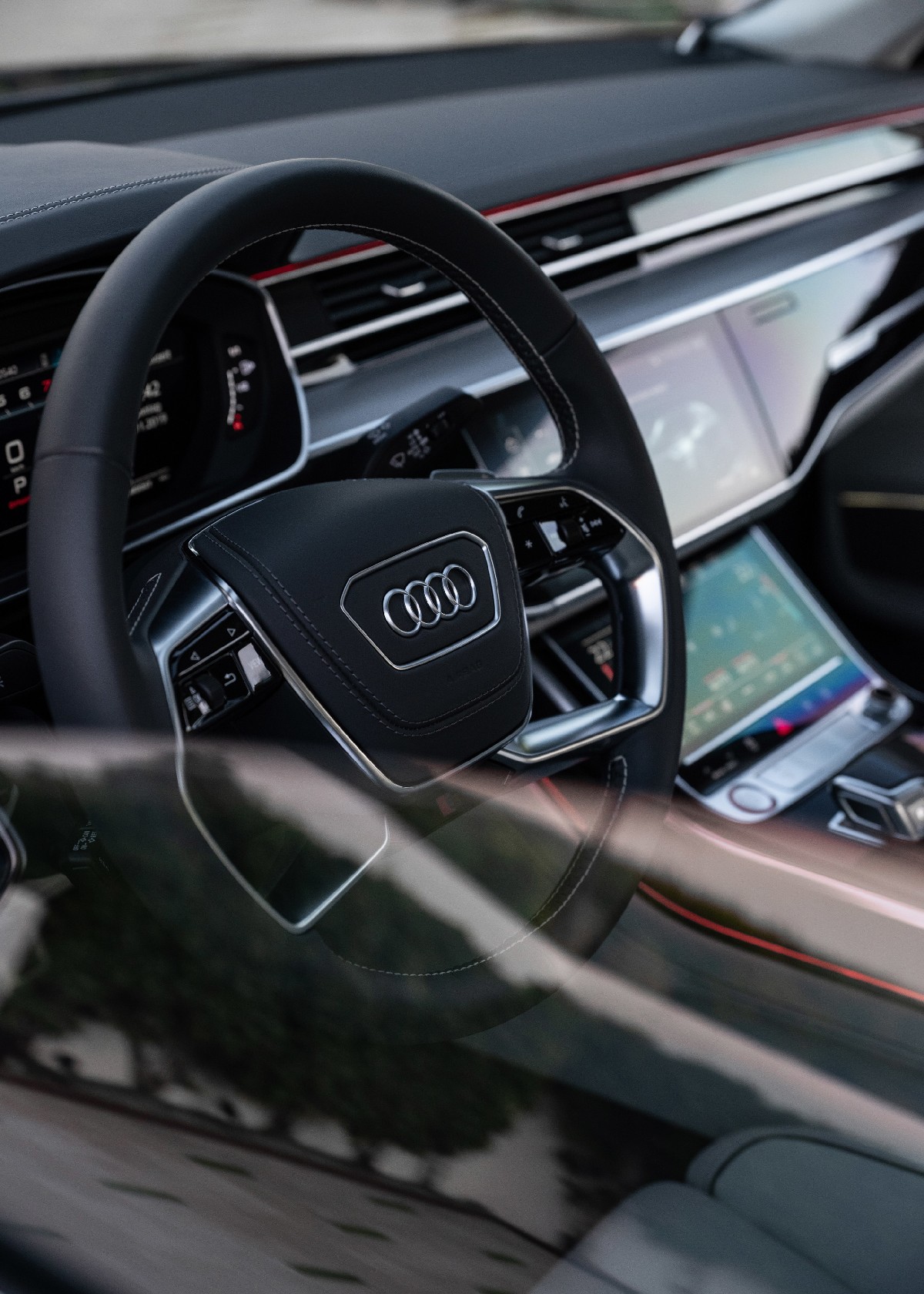 Audi  S8