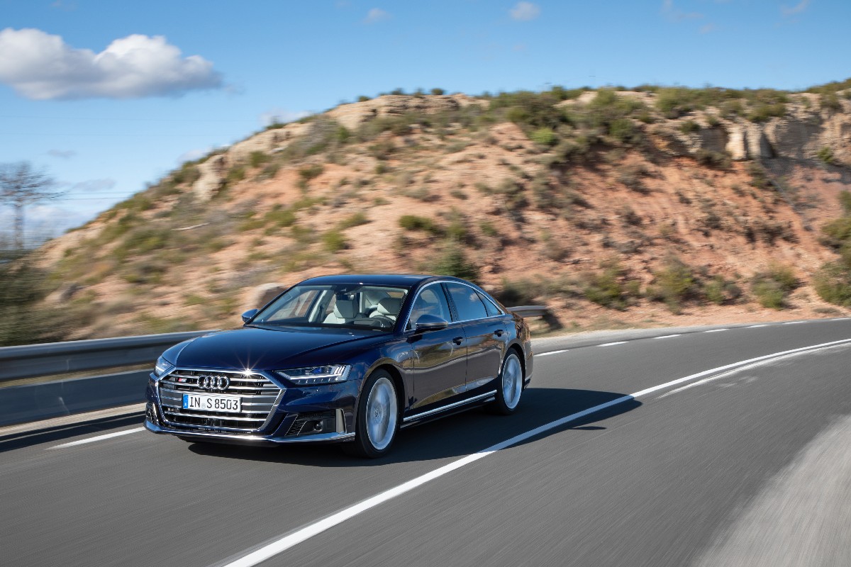 Audi  S8