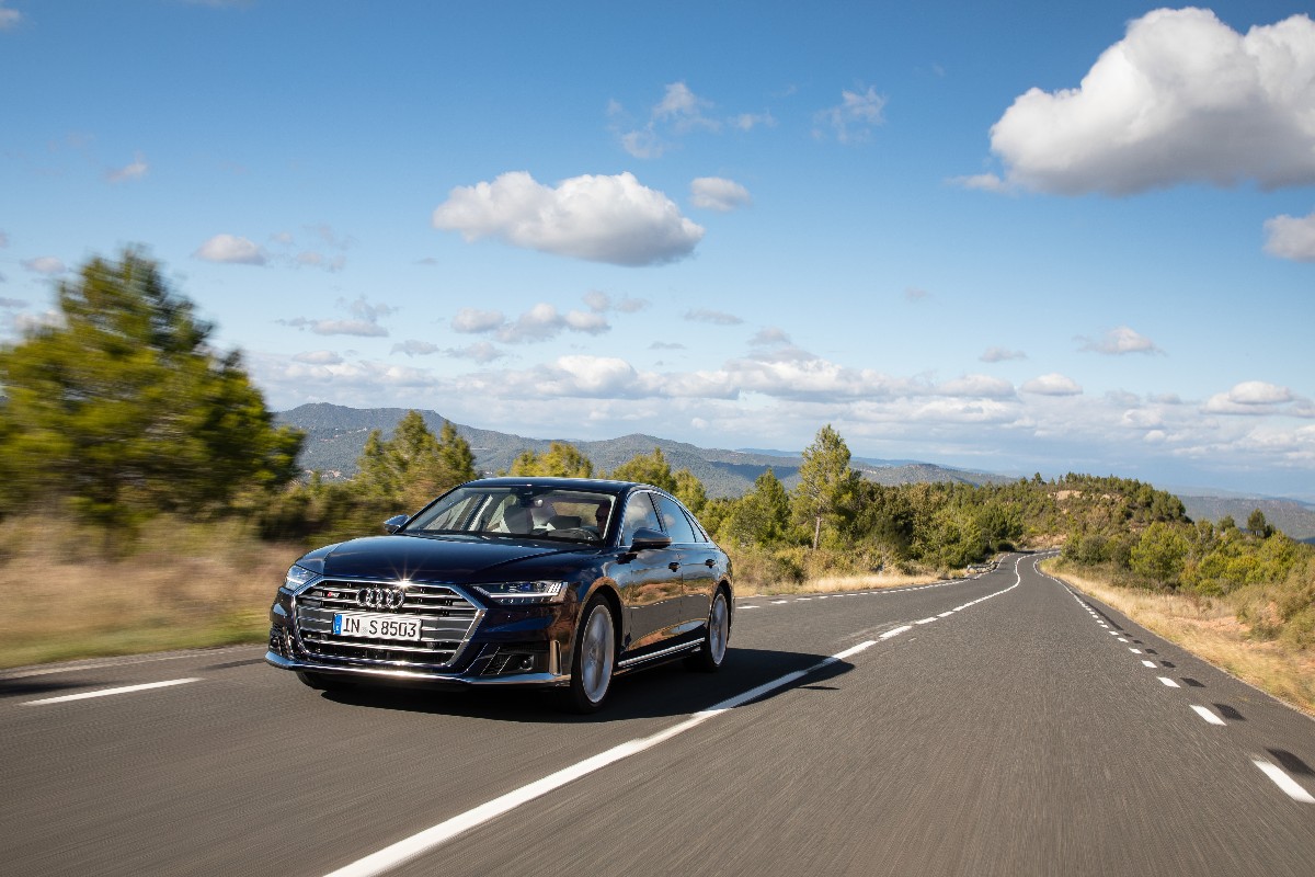 Audi  S8