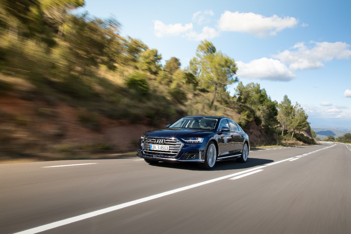 Audi  S8