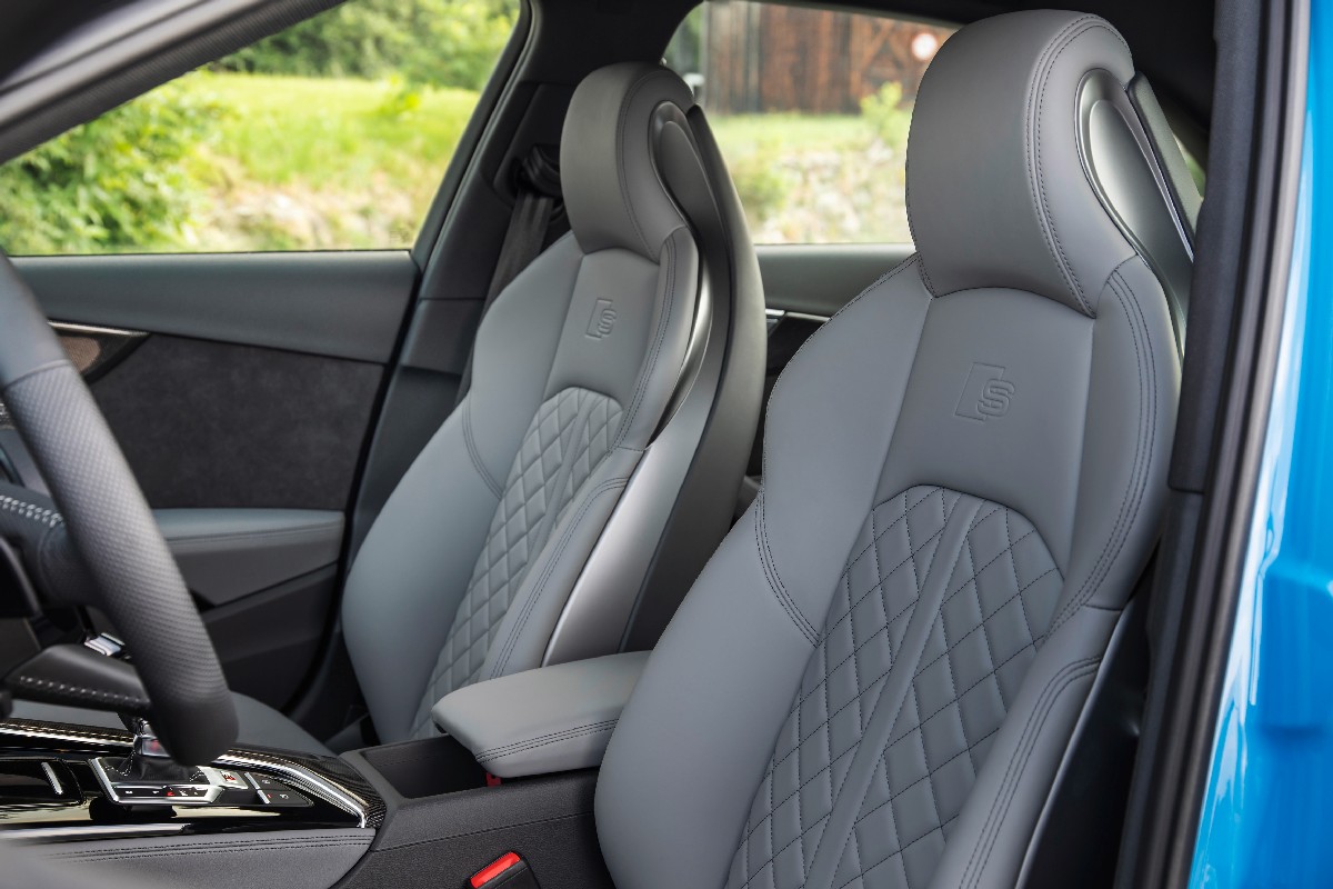 Audi  S4 Sedan TDI, foto degli interni