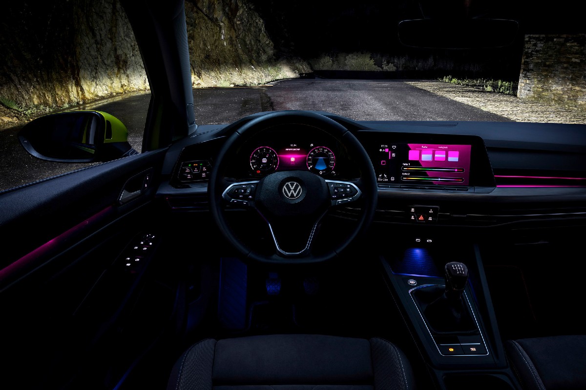 Volkswagen  Golf