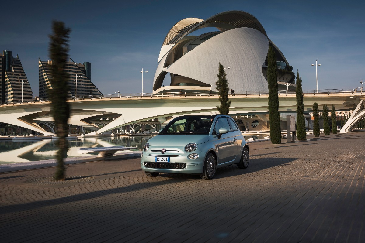 FIAT  500C Hybrid, foto degli esterni