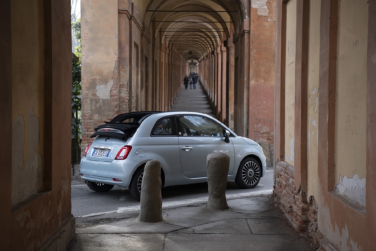 FIAT  500C Hybrid, foto degli esterni