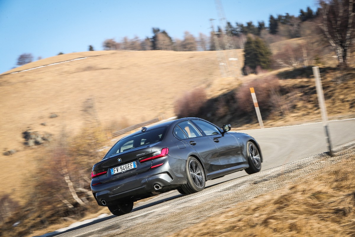 BMW  Serie 3, foto degli esterni