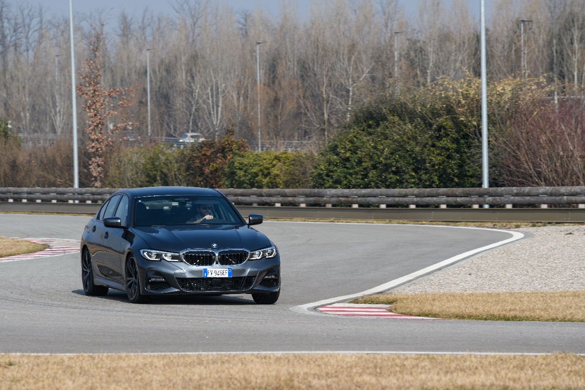 BMW  Serie 3, foto degli esterni