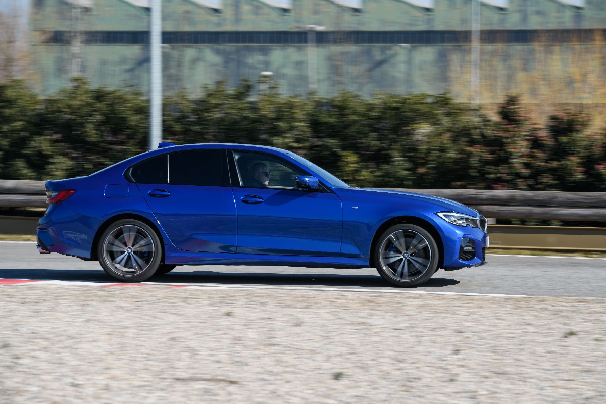 BMW  Serie 3, foto degli esterni