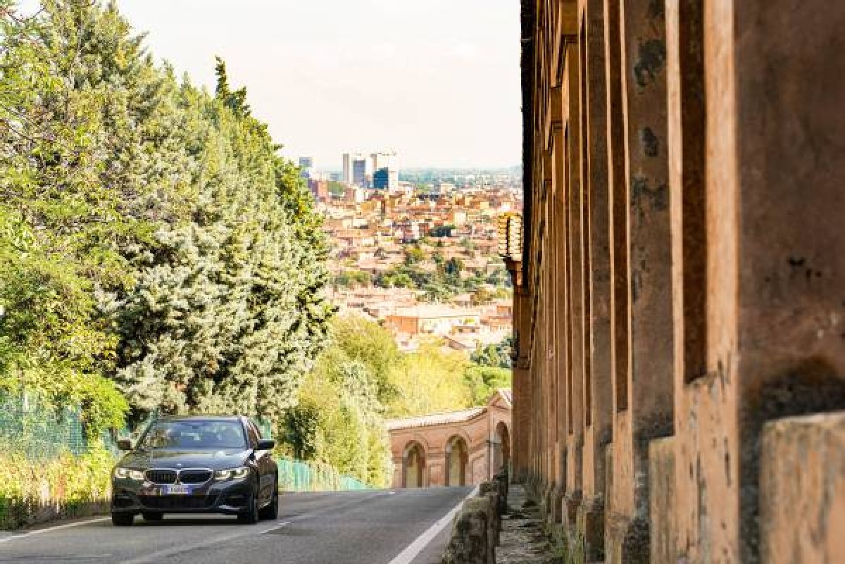 BMW  Serie 3 Touring, foto degli esterni