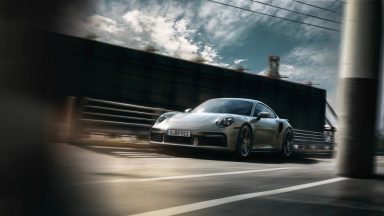 Porsche 911 Turbo S: ancora più potenza con 650 CV