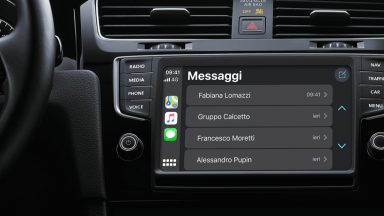 Apple CarPlay: spunta un grave bug legato ai messaggi