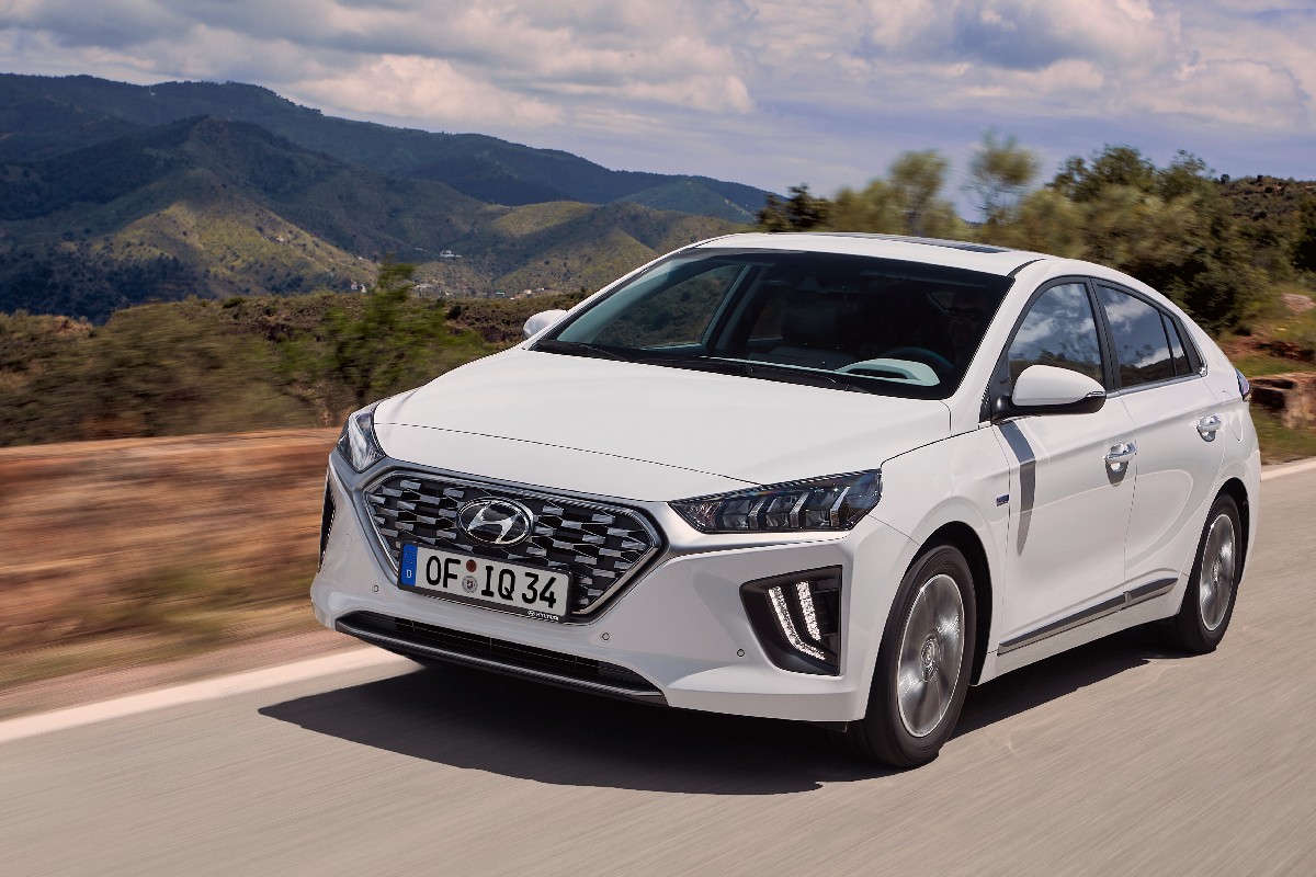 Hyundai  IONIQ Hybrid