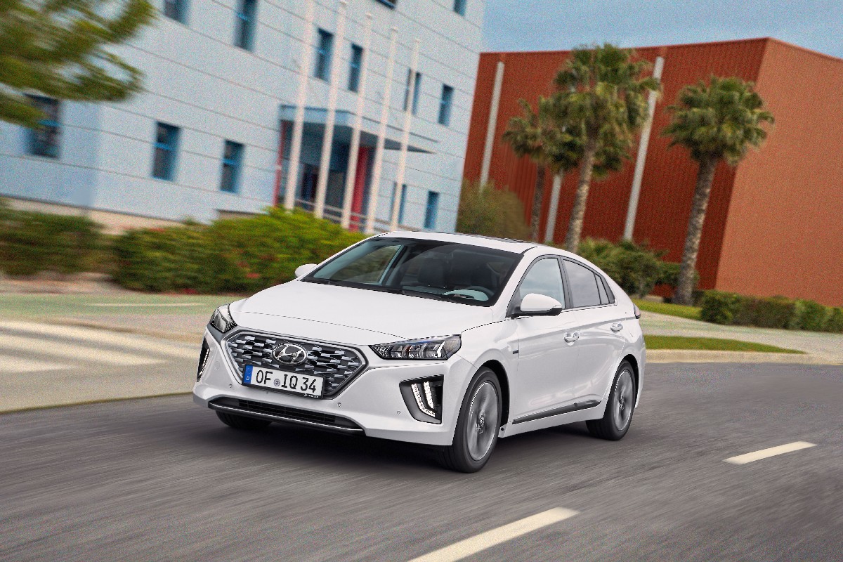 Hyundai  IONIQ Hybrid