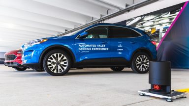 Ford: al via la sperimentazione per il parcheggio autonomo