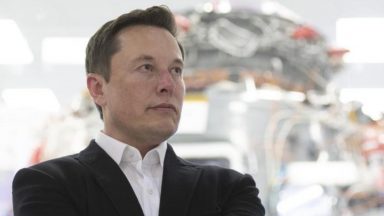 Tesla: l’auto elettrica da 25.000 dollari con nuova batteria