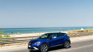 Renault Captur: allo studio la nuova variante SUV coupé