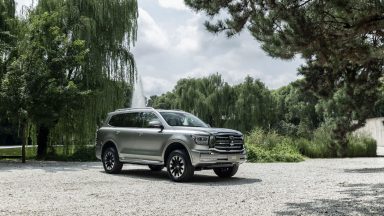 Tank 600: la grande SUV cinese a propulsione ibrida