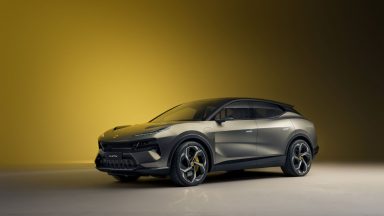 Lotus Eletre: la nuova Super SUV a propulsione elettrica