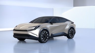 Nuova Toyota bZ2x: la futura piccola SUV coupé elettrica