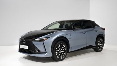 Lexus RZ: la grande SUV coupé a propulsione elettrica