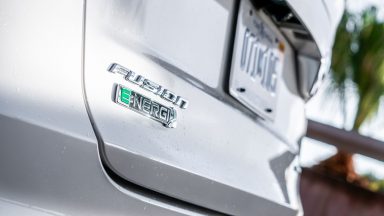 Ford Fusion: il ritorno come SUV media a propulsione ibrida