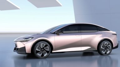 Toyota bZ3: nuove indiscrezioni sulla berlina elettrica