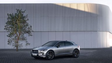 Jaguar: dal 2025 solo auto nuove a propulsione elettrica