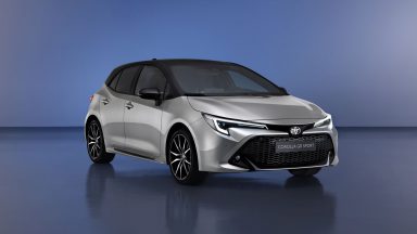 Toyota Corolla: parte la prevendita sul mercato italiano