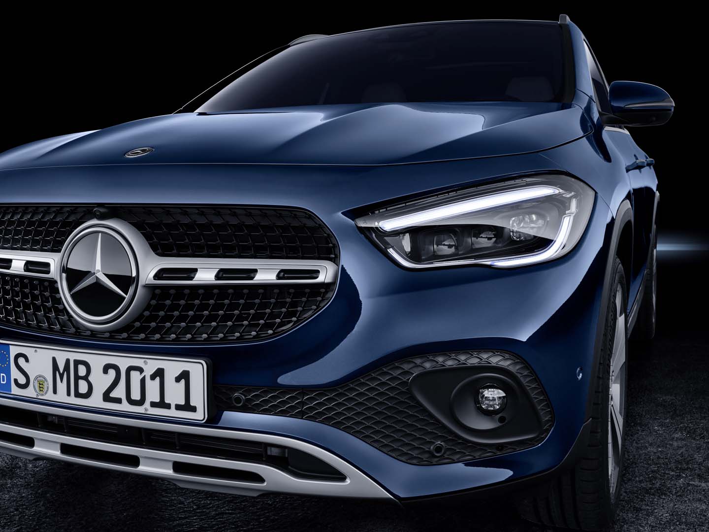 Mercedes-Benz  GLA SUV, foto degli esterni