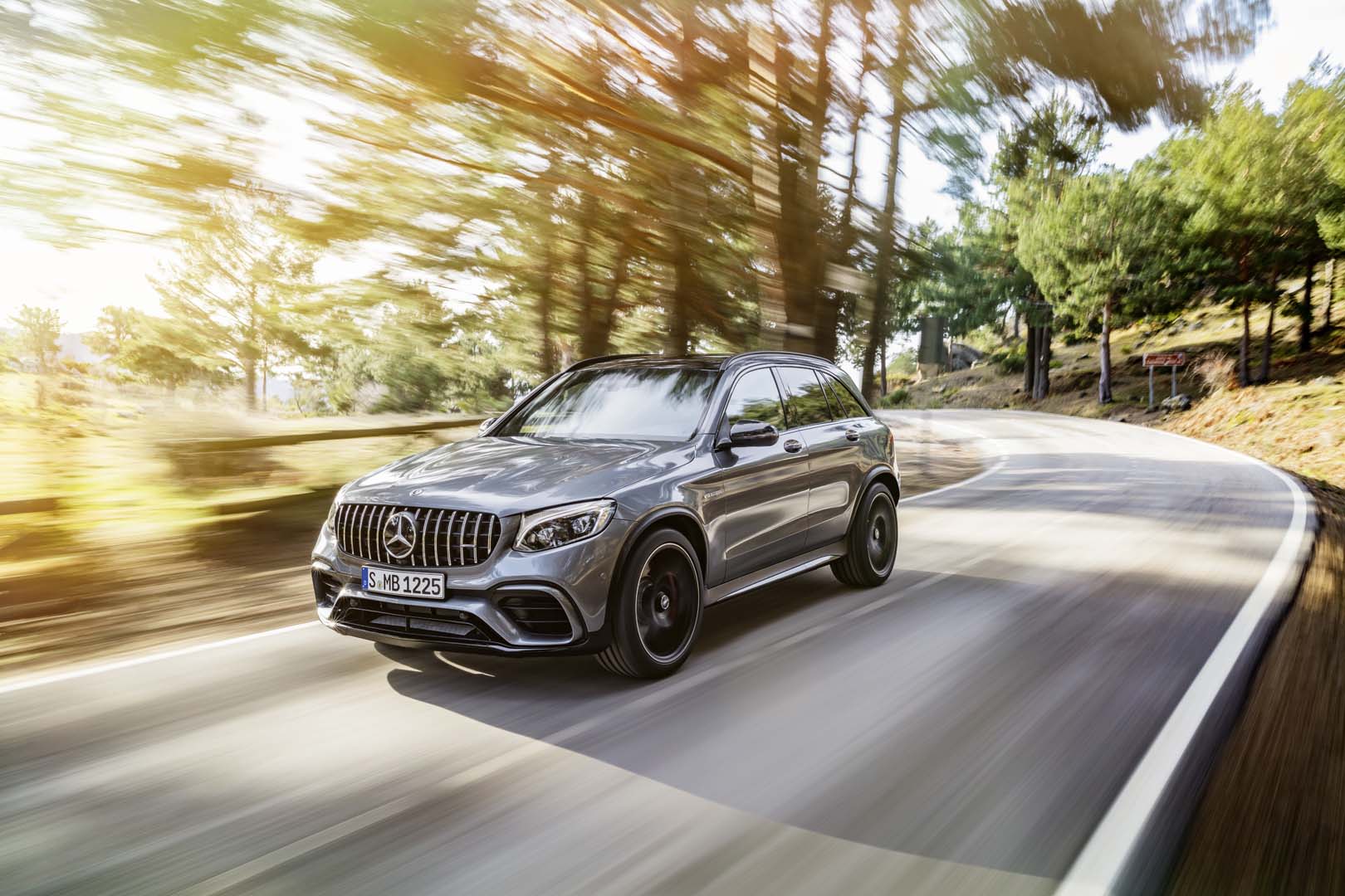 Mercedes-Benz   GLC SUV, foto degli esterni