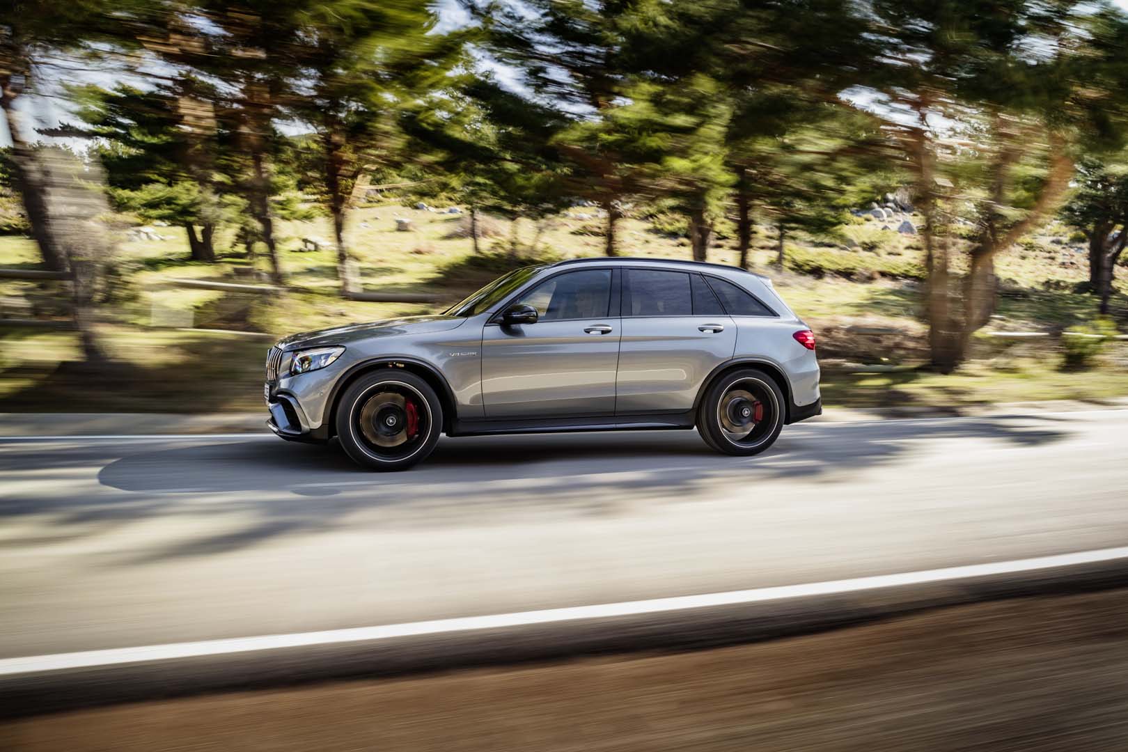 Mercedes-Benz   GLC SUV, foto degli esterni