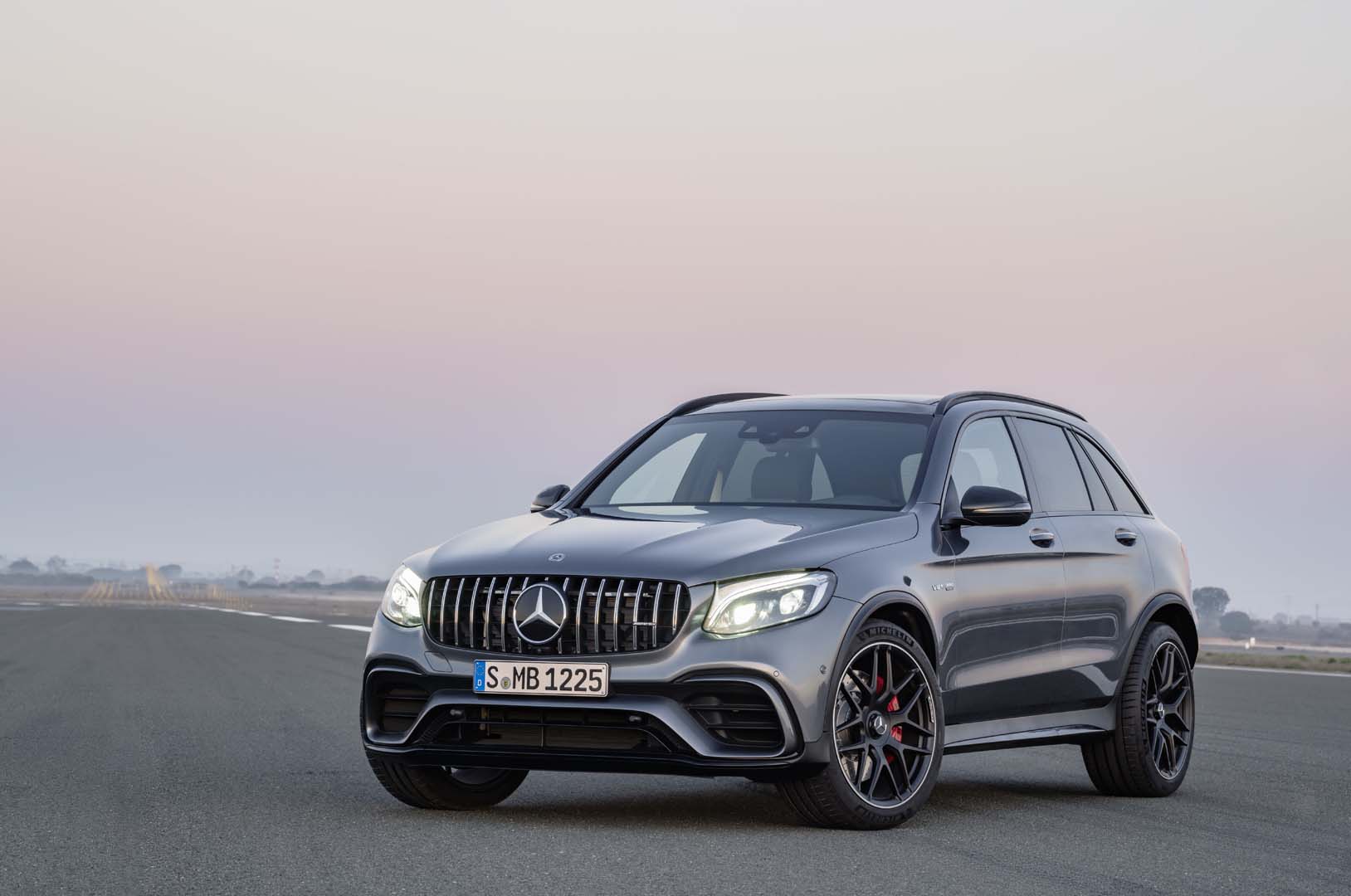 Mercedes-Benz   GLC SUV, foto degli esterni