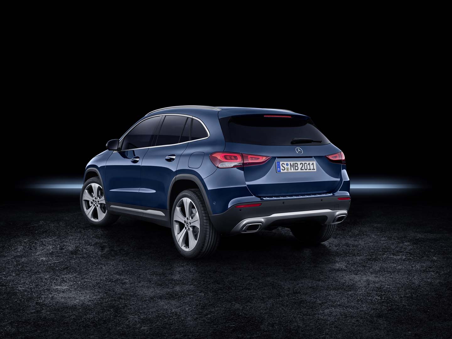 Mercedes-Benz  GLA SUV, foto degli esterni