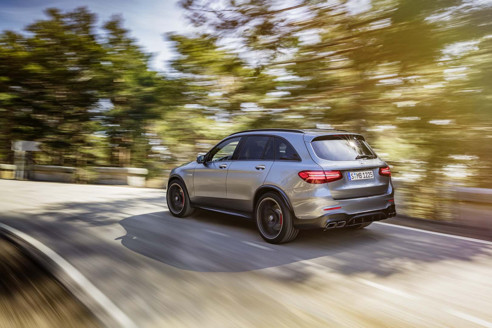 Mercedes-Benz   GLC SUV, foto degli esterni