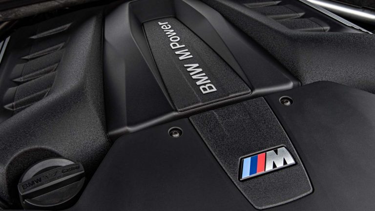 Foto del motore di BMW X6 M