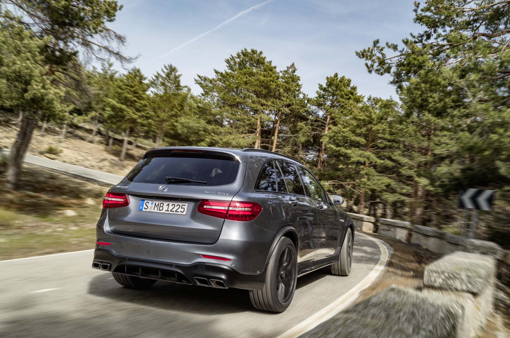 Mercedes-Benz   GLC SUV, foto degli esterni