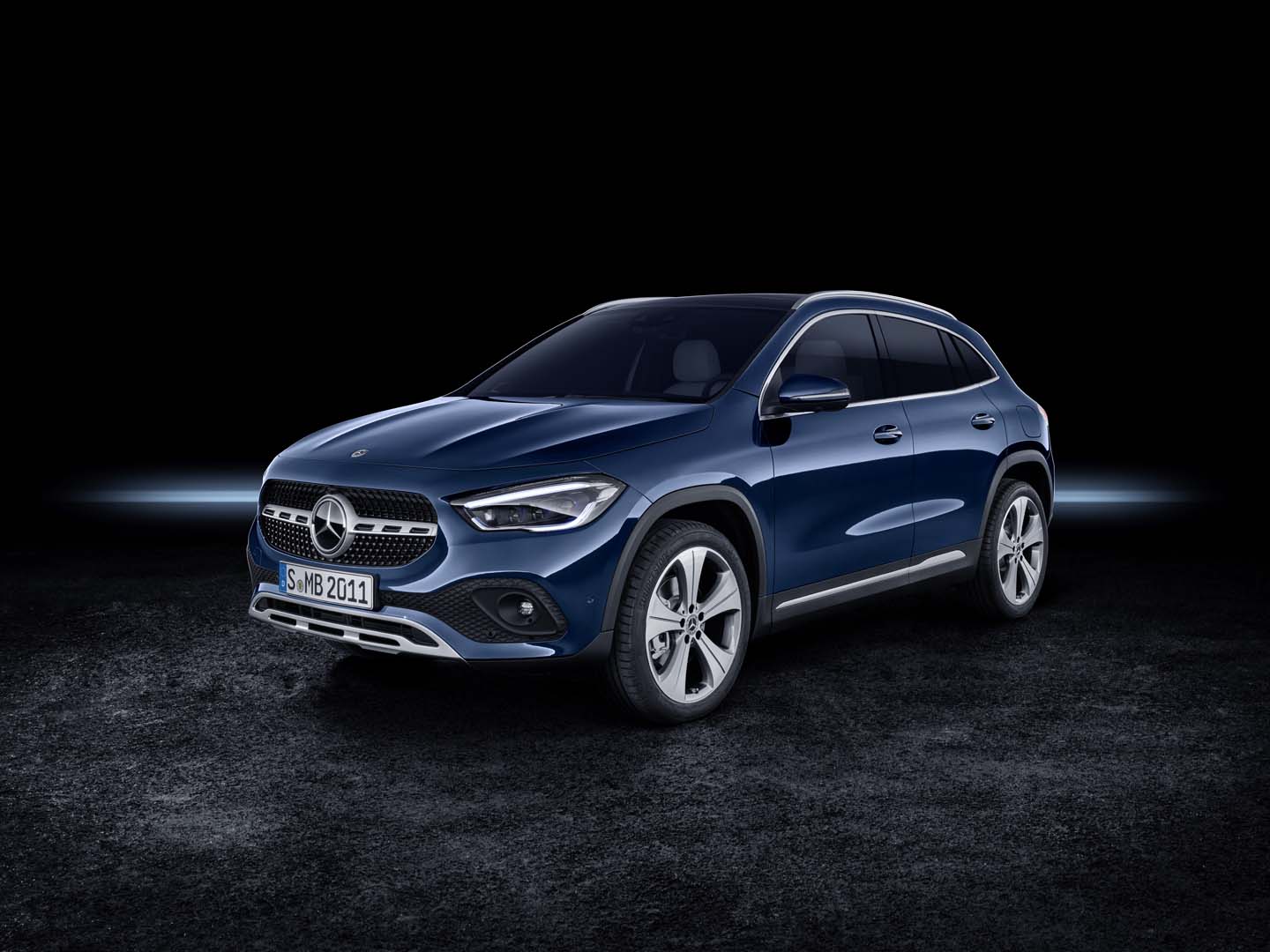 Mercedes-Benz  GLA SUV, foto degli esterni
