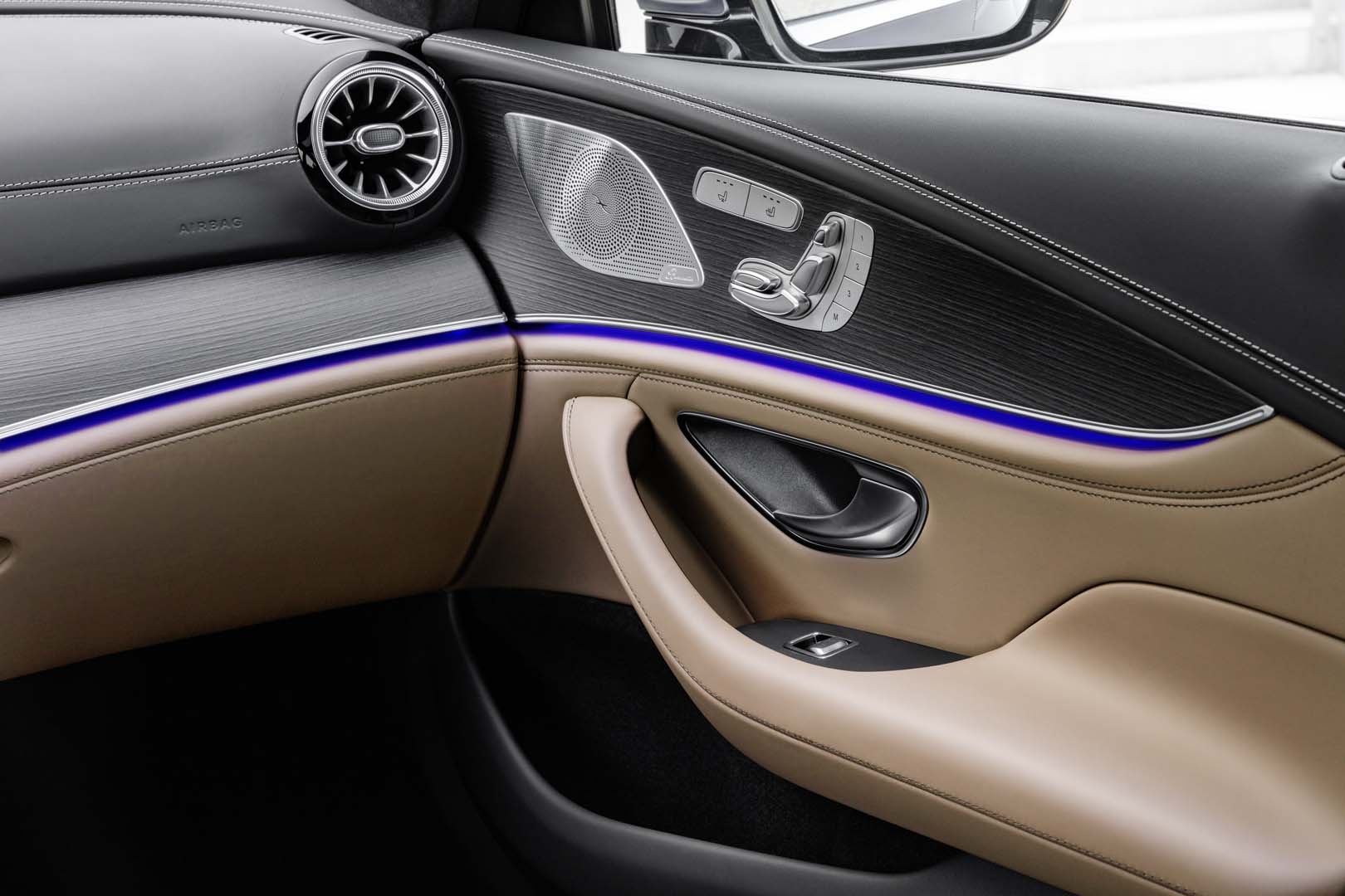 Mercedes-Benz  AMG GT 4 Porte Coupé, foto degli interni