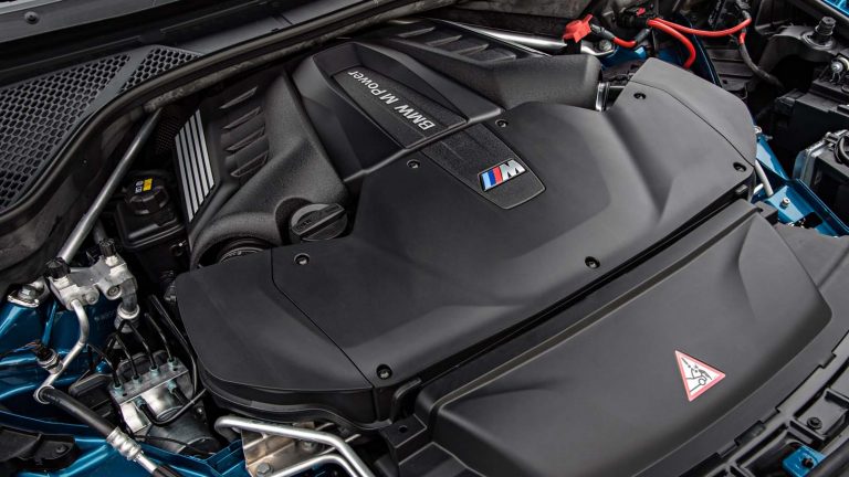 Foto del motore di BMW X6 M X6 M M Competition
